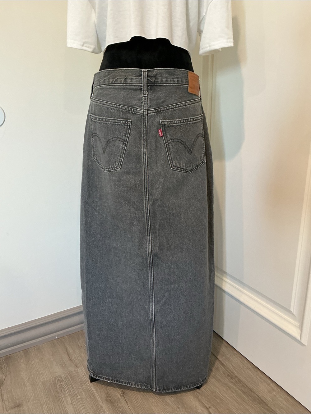 Levi's Gray Washed Denim Maxi Skirt with Center Front Slit - Picture 4 of 4